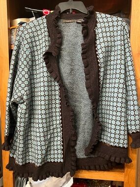 Ruffle-Trim Open Cardigan Sweater - Light Blue & Brown